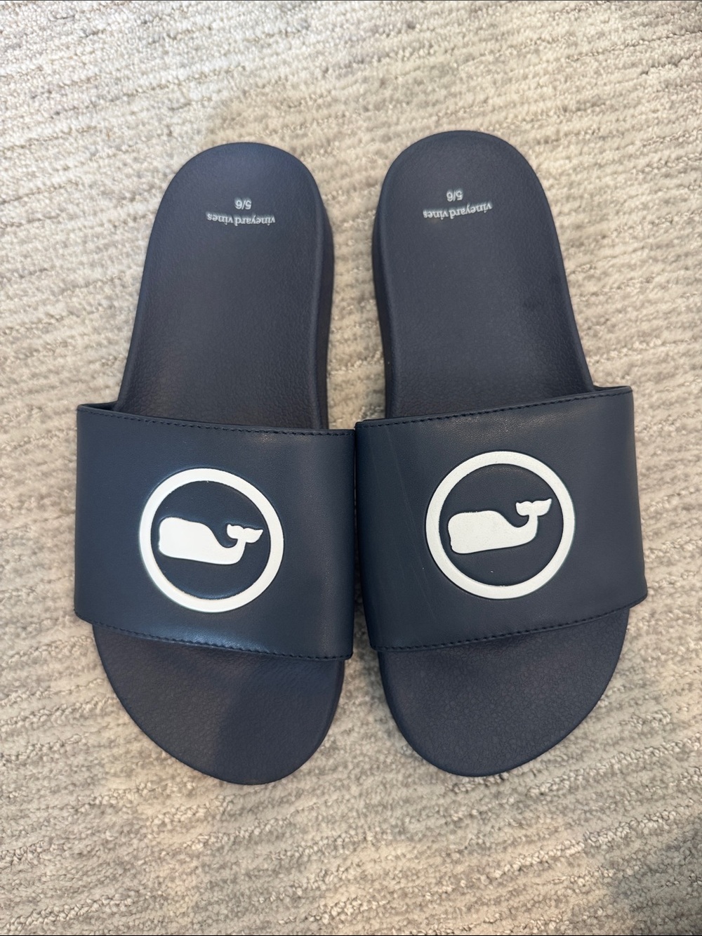 Boy’s Vineyard Vines Navy Blue and White Whale Logo Slide Sandals (Kids)